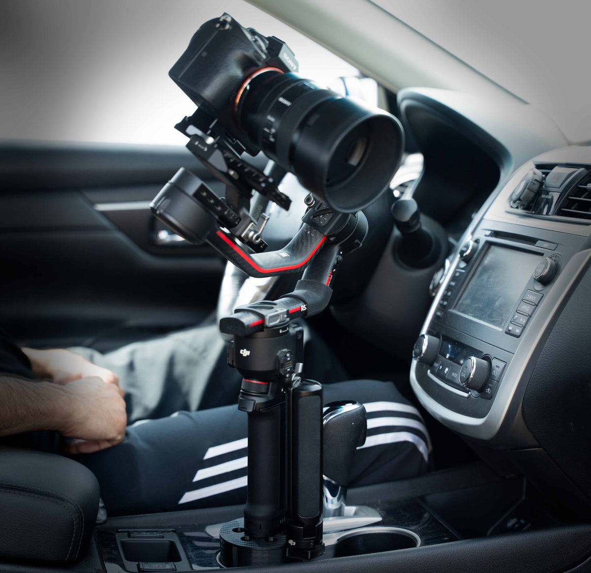 CAMERA GIMBLE MOUNT